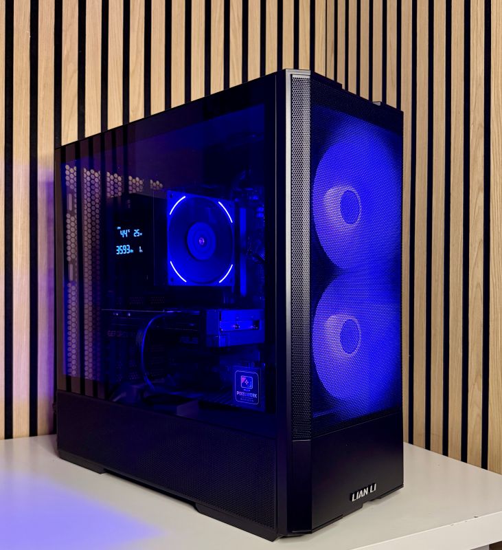 Pixelwerk Gaming PC Frontansicht