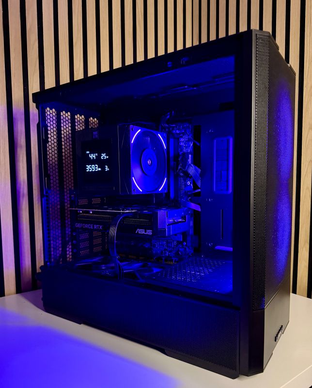 Pixelwerk Gaming PC Innenraum