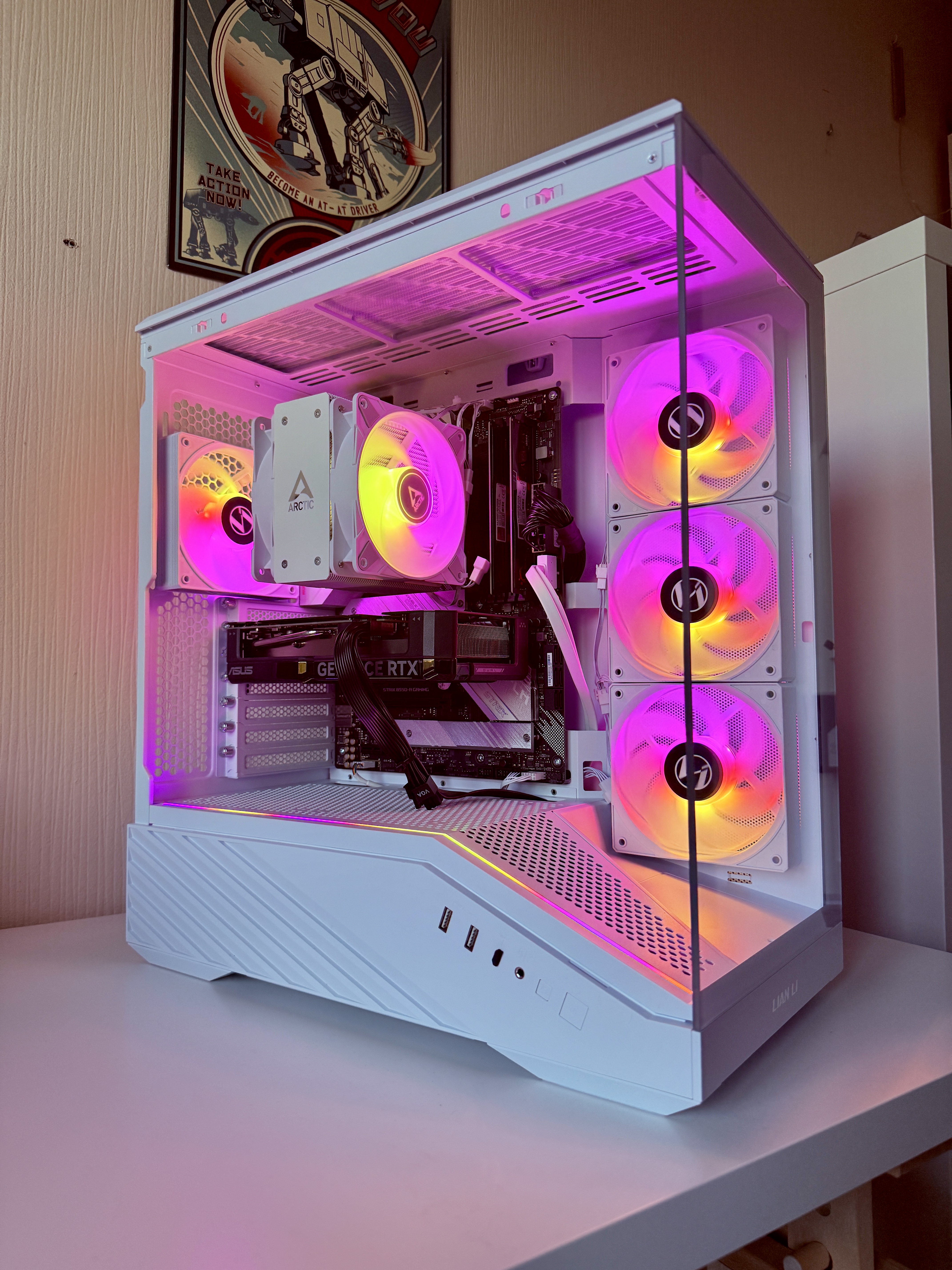 Bild eines PCs mit RGB Wasserkühlung